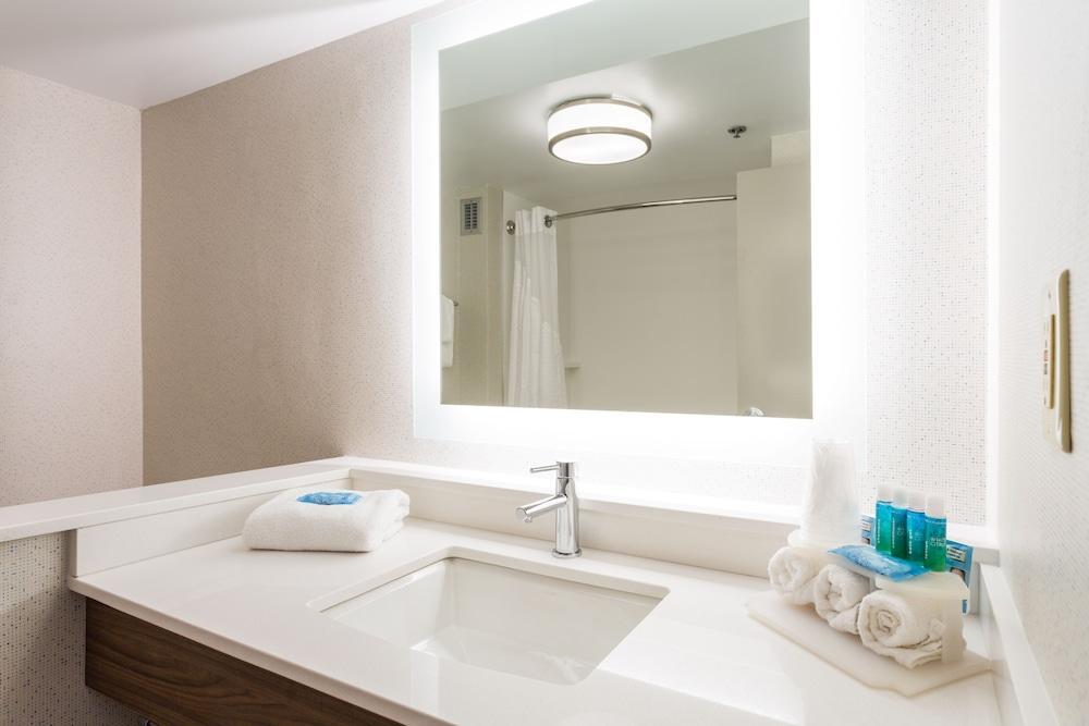 Holiday Inn Express Hotel & Suites Goldsboro - Base Area By Ihg Luaran gambar