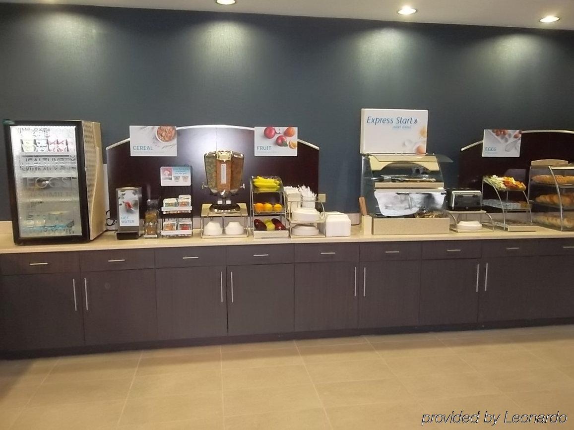 Holiday Inn Express Hotel & Suites Goldsboro - Base Area By Ihg Luaran gambar